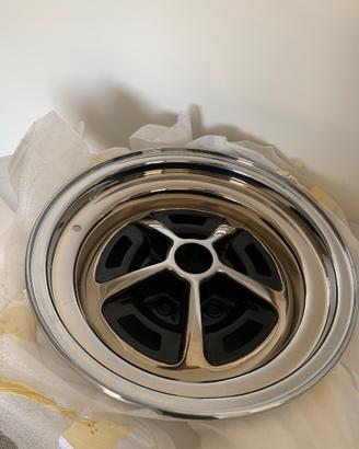 Cerchi 15x7 magnum 500 per Ford Mustang