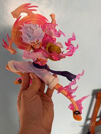 Luffy gear 5 figure