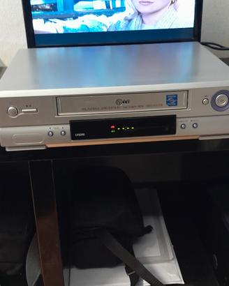 VIDEOREGISTRATORE VHS MARCA LG - MODELLO LV2395