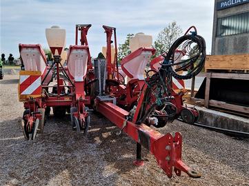 Seminatrice trainata kverneland 8 file 70