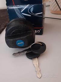 Tappo serbatoio con chiave smart 451