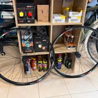 Ruote assemblate gravel