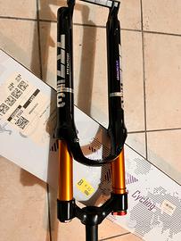 Forcella ammortizzata ad aria ZTZ Factory Racing