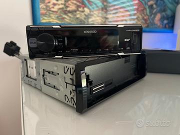 Autoradio Kenwood con frontalino estraibile