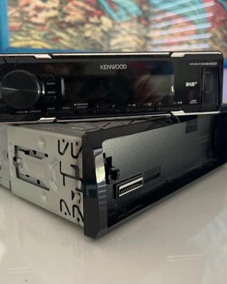 Autoradio Kenwood con frontalino estraibile