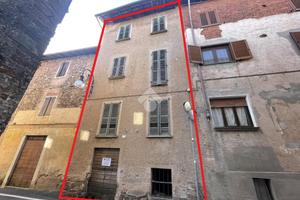 CASA SEMINDIPENDENTE A MAGGIORA