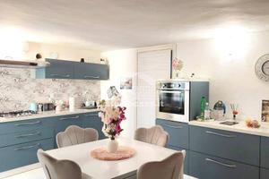 GRAZIOSA ED ACCOGLIENTE PORZIONE DI CASA