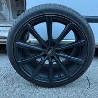 CERCHI CON GOMME NUOVE AUDI RS5