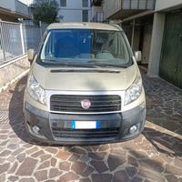 Fiat Scudo Panorama 8 posti