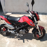 Moto benelli 125 tnt