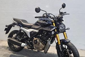 HERO MOTOCORP HUNK 440 2026