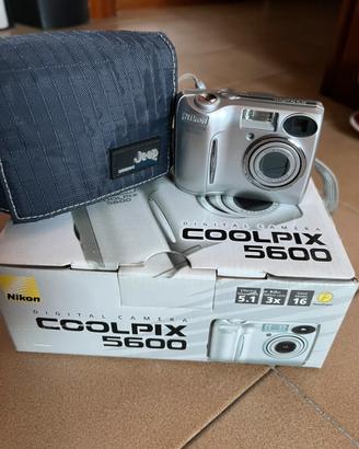 Nikon Coolpix 5600 – Fotocamera compatta
