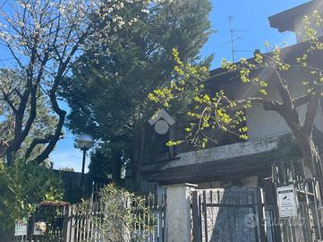 MONOLOCALE A CARDANO AL CAMPO