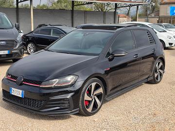 Volkswagen Golf GTI Performance 2.0 245 CV TSI DSG
