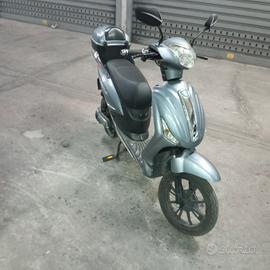 scooter elettrico 