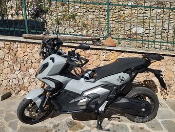 Honda xadv