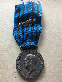 Medaglia operazioni africa orientale con gladio