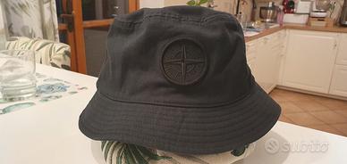cappello bucket hooligans Stone Island nero