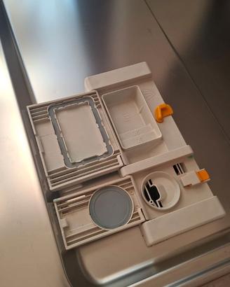 PEZZI RICAMBIO LAVASTOVIGLIE MIELE