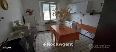 2 APPARTAMENTI INDIPENDENTI