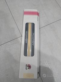 battitacco abarth 500 595 695 in carbonio 