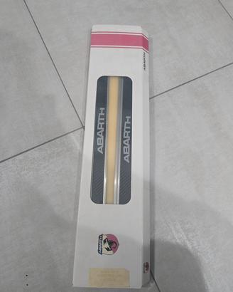 battitacco abarth 500 595 695 in carbonio 