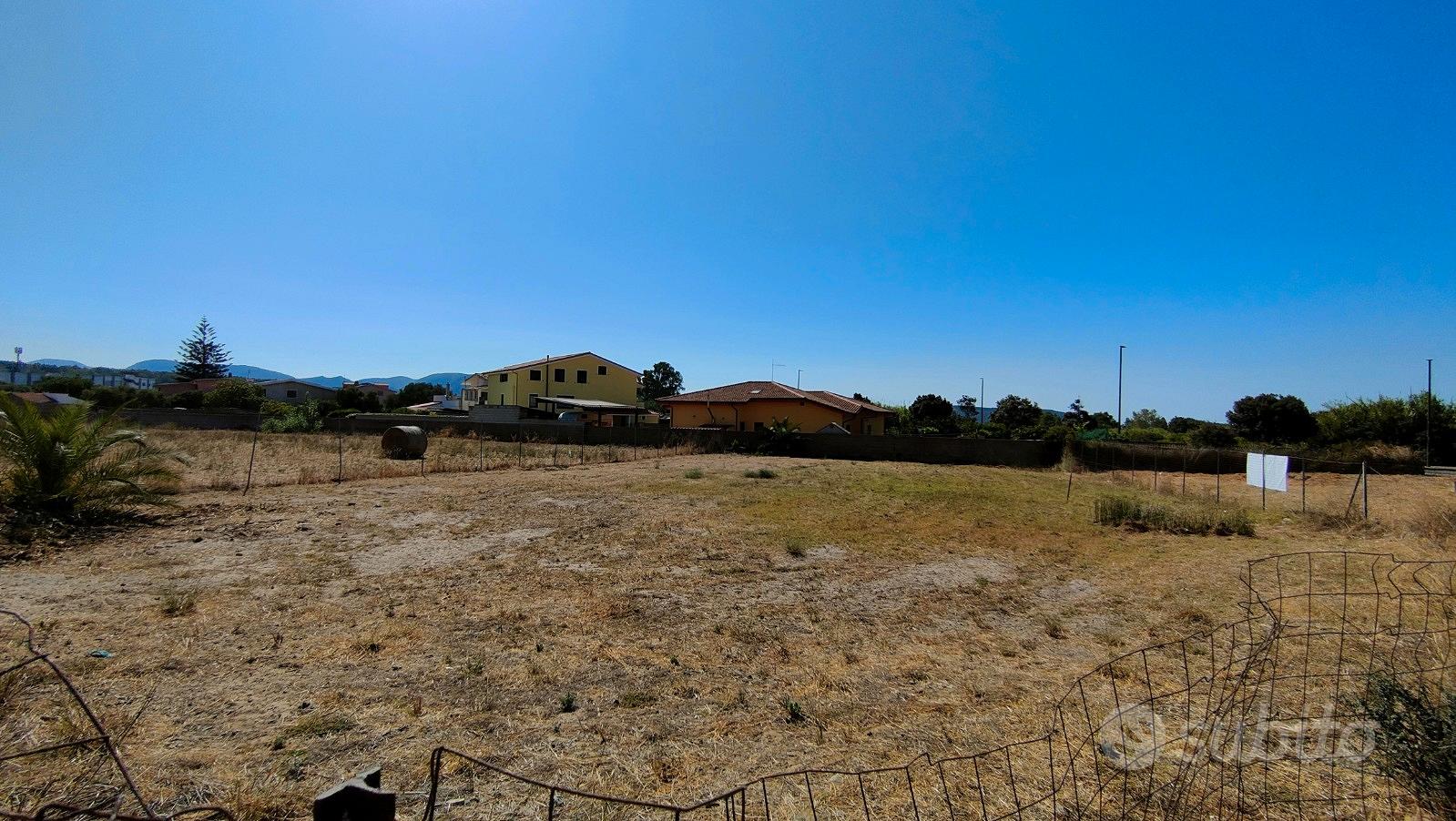 Lotti di terreno edificabili in zona residenziale - More