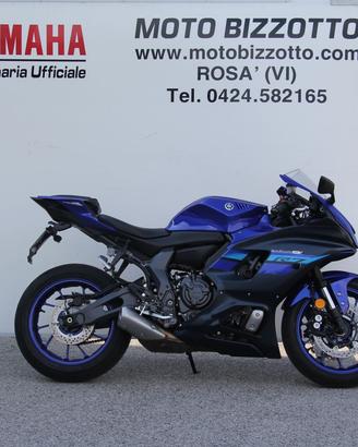 Yamaha YZF 750 R7 Abs