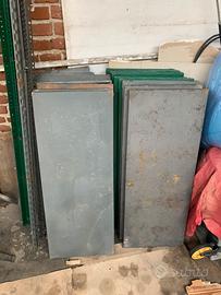 Scaffali per garage e cantina