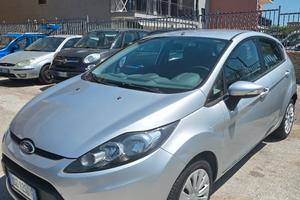 FORD FIEST BENZINA/GPL 