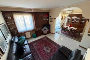 PORZIONE DI BIFAMILIARE A PESSANO CON BORNAGO