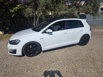 Volkswagen Golf GTD 2.0 TDI DSG 5p. BlueMotion Tec