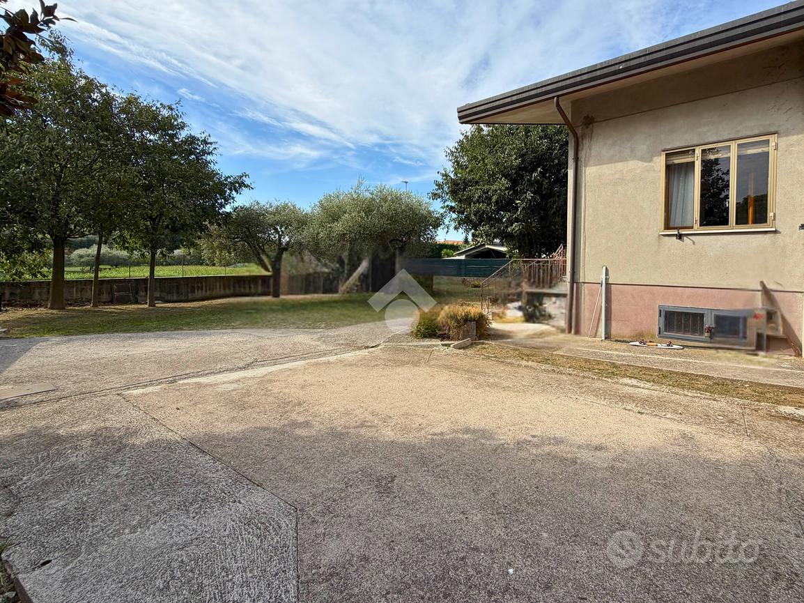 Casa – Borso del Grappa, Corte - Altro