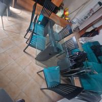 TAVOLO IN VETRO + 6 SEDIE