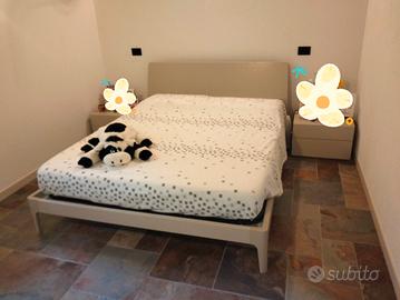 Struttura letto + comodini + rete e materasso 