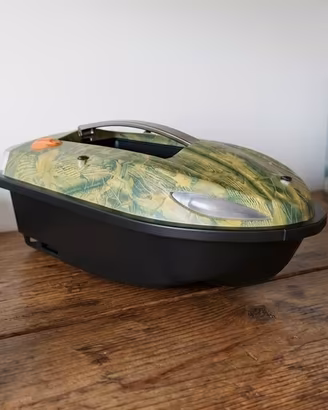 Barchino con ecoscandaglio e GPS da carpfishing