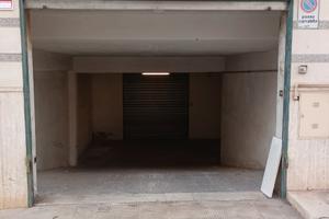 Box garage deposito 25 mq