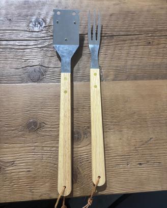 Accessori Barbecue Nuovi – Spazzola + forchettone