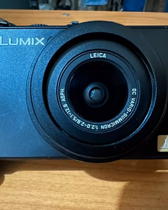 Panasonic LUMIX LX3 obiettivo Leica Summicron