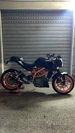 Ktm duke 390 2016