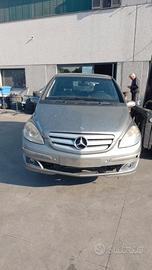 Ricambi usati Mercedes Classe B 2006