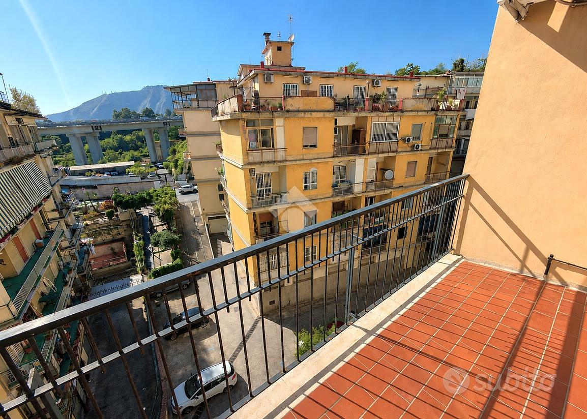 6 LOCALI A NAPOLI - Altro