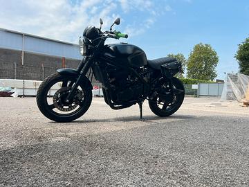 Kawasaki er 5 custom cafè racer