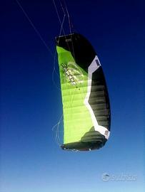 Kite Ozone Frenzy 9m con barra (foil per snowkite)