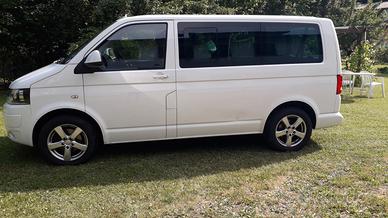 Volkswagen caravelle T 5 2009 / 2010