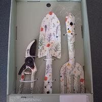 UTENSILI GIARDINAGGIO IN METALLO