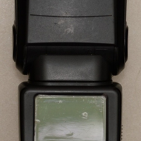 Flash Neewer 562 per Nikon