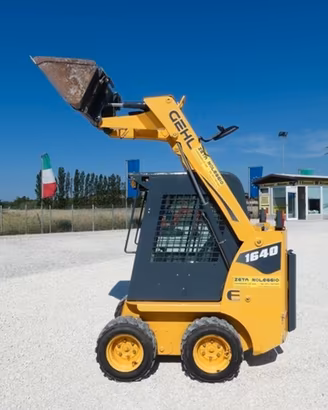 Minipala - GEHL SL 1640 - A NOLEGGIO!