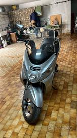 Suzuki Burgman 400
