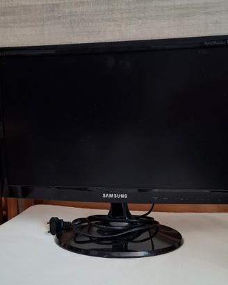 Monitor TV LED da 19" T19C300EW

samsung